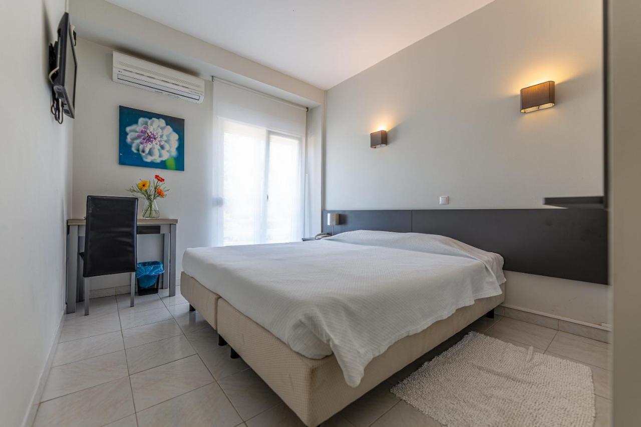 Guest House Boliqueime Luaran gambar