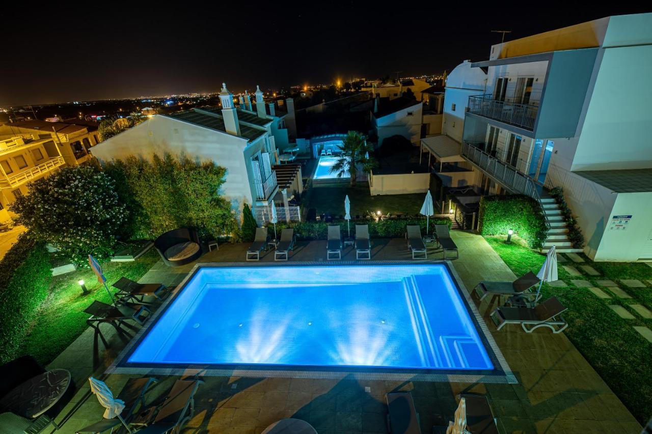 Guest House Boliqueime Luaran gambar