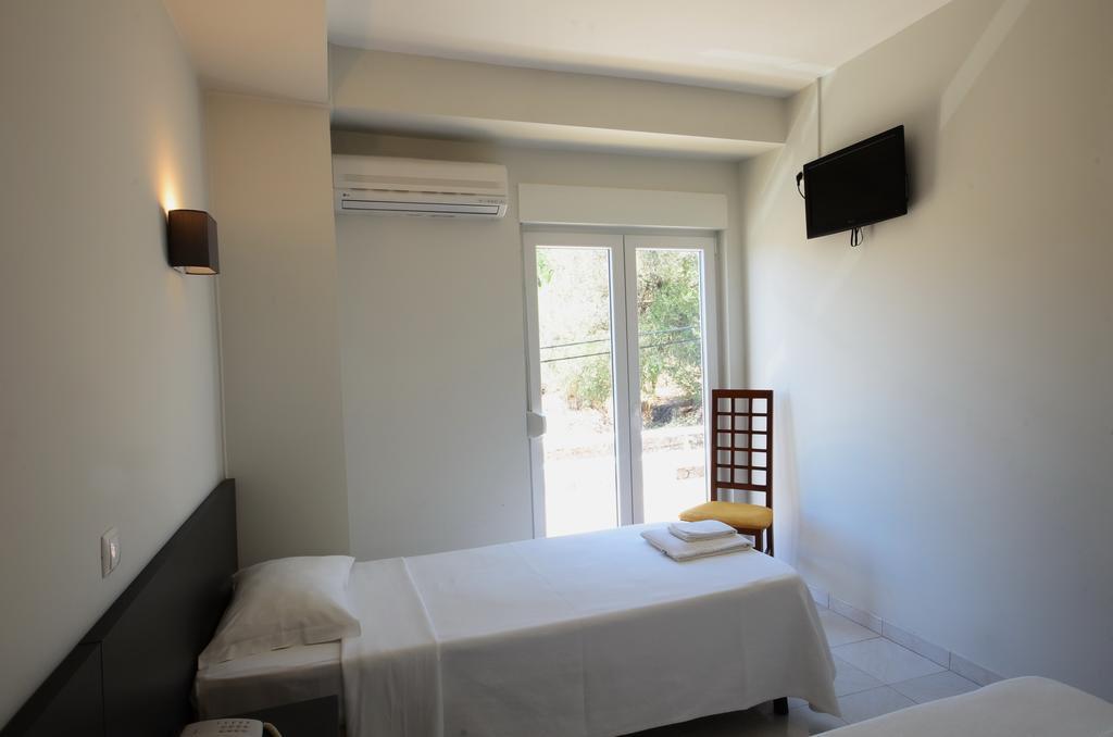 Guest House Boliqueime Luaran gambar