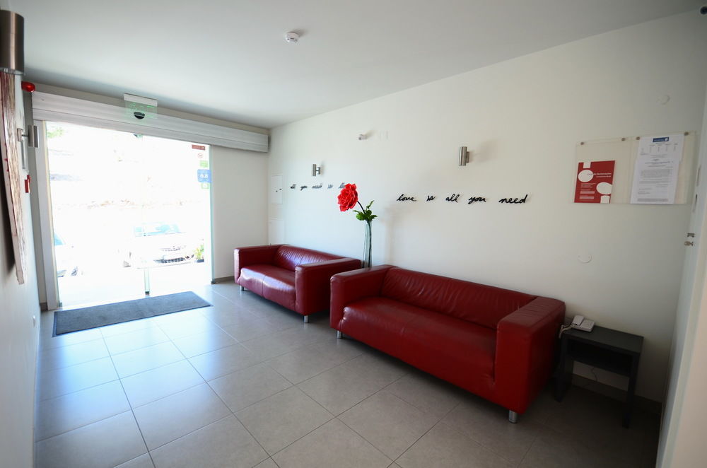 Guest House Boliqueime Luaran gambar