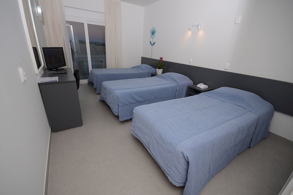 Guest House Boliqueime Luaran gambar